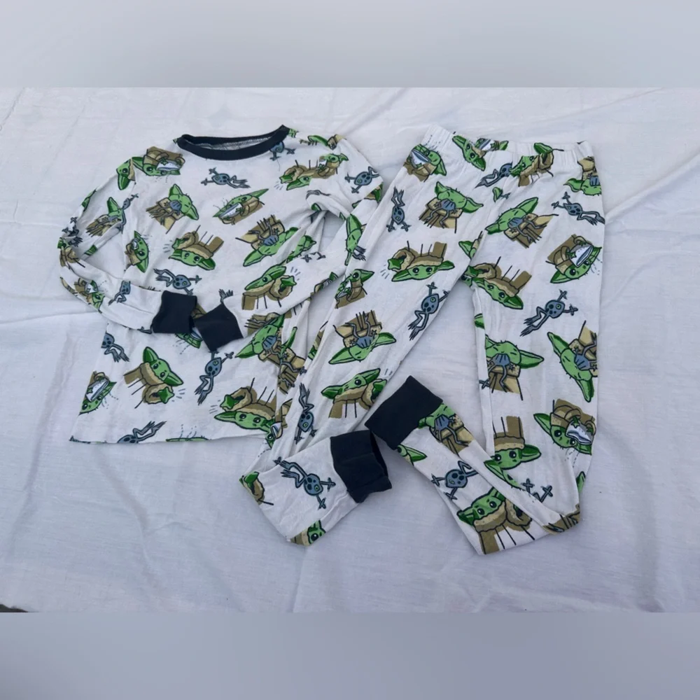 Cat & Jack Pajama Set Bundle Boys size 8 - Picture 5 of 6